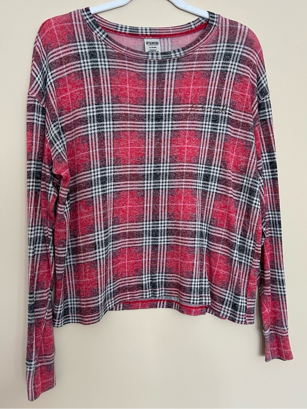 PINK Victoria's Secret Women’s Red Black & White Plaid Long Sleeve Pajama Top
